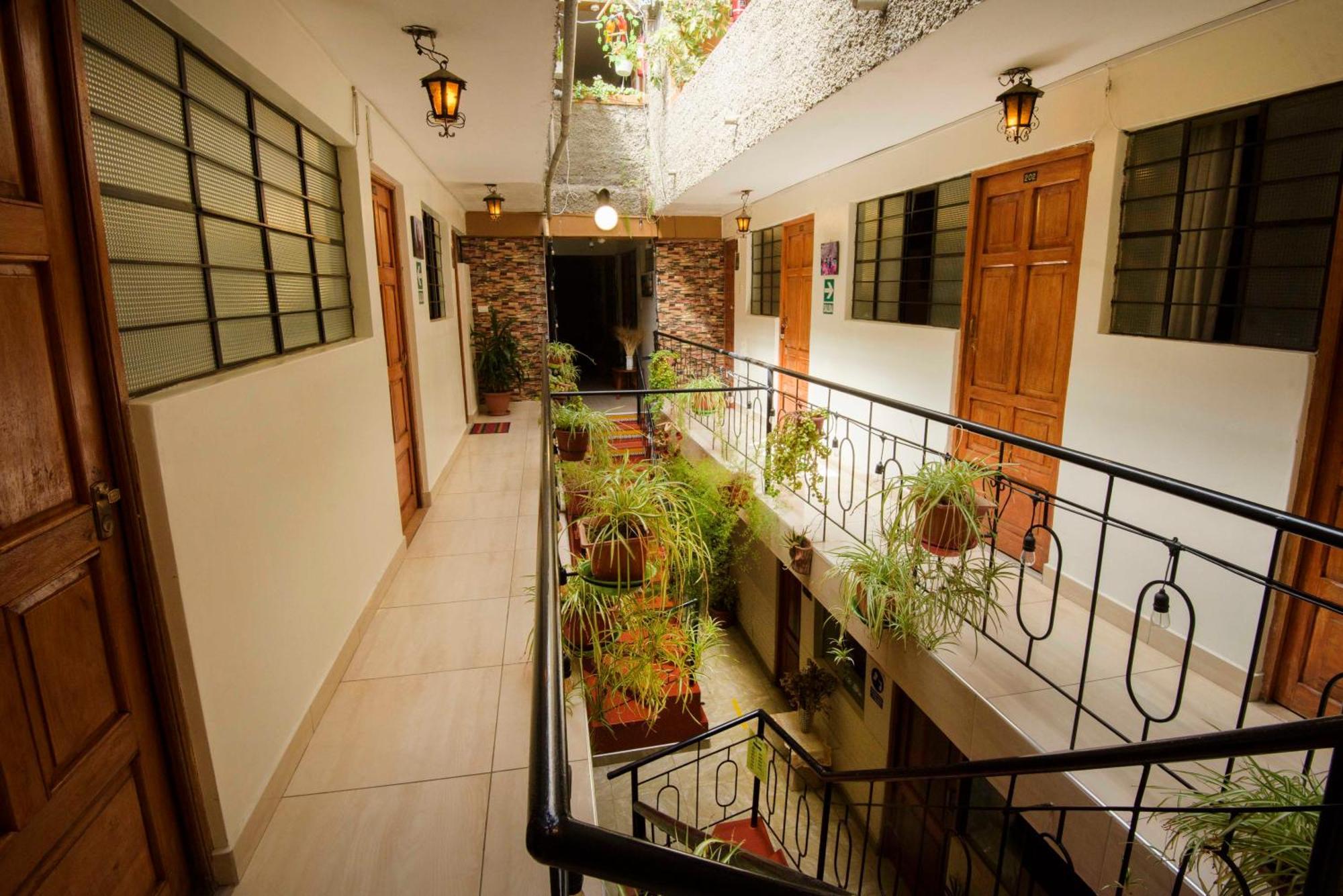 Hotel Virgen Del Carmen - Huaraz Экстерьер фото